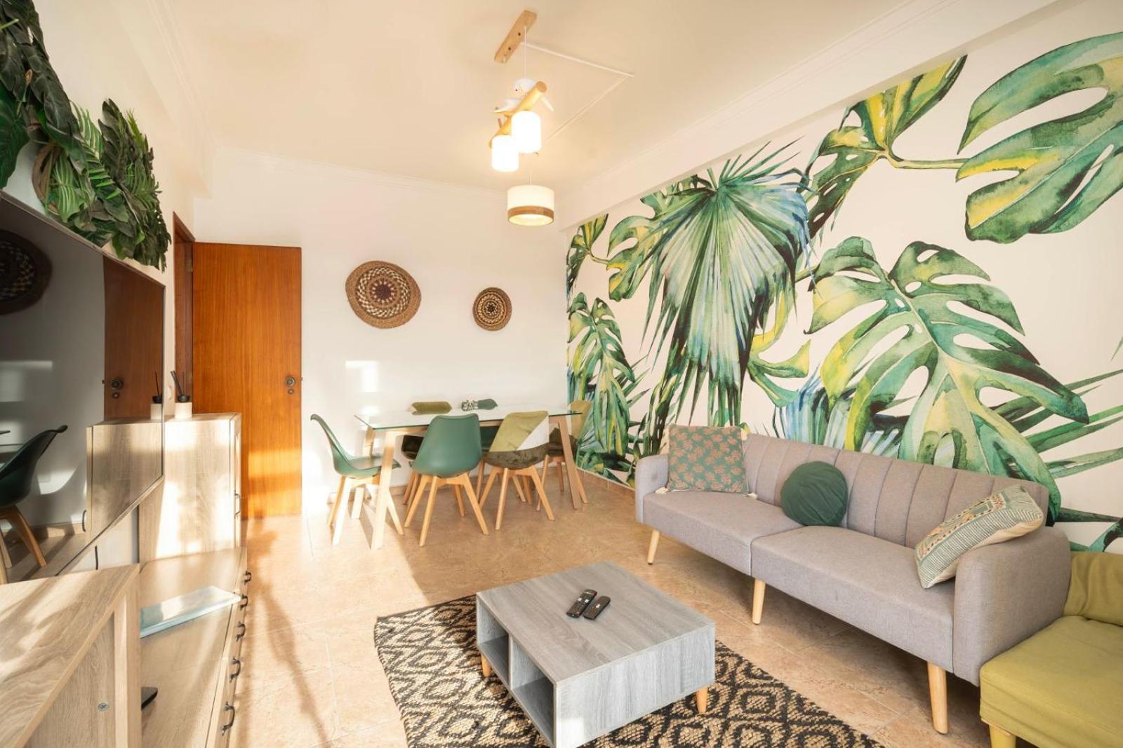 Cozy Apartment In Central Almada W Swing Chairs Exterior foto